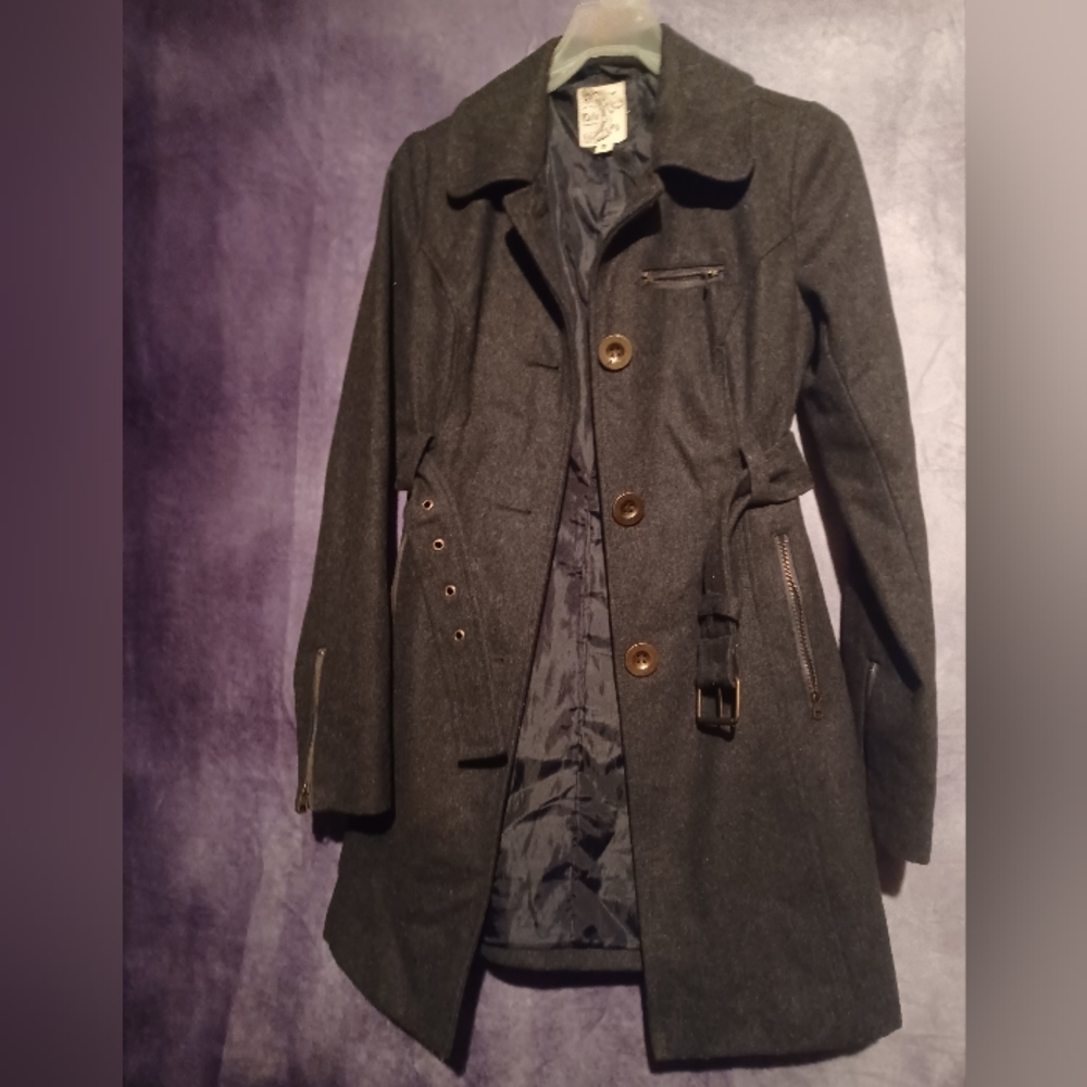 Tulle Wool DRESS Coat in beautiful Condition